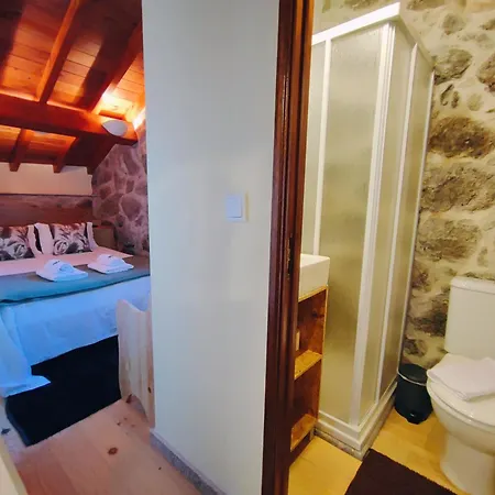 Semesterbostad Casa Do Penedo Castro Laboreiro